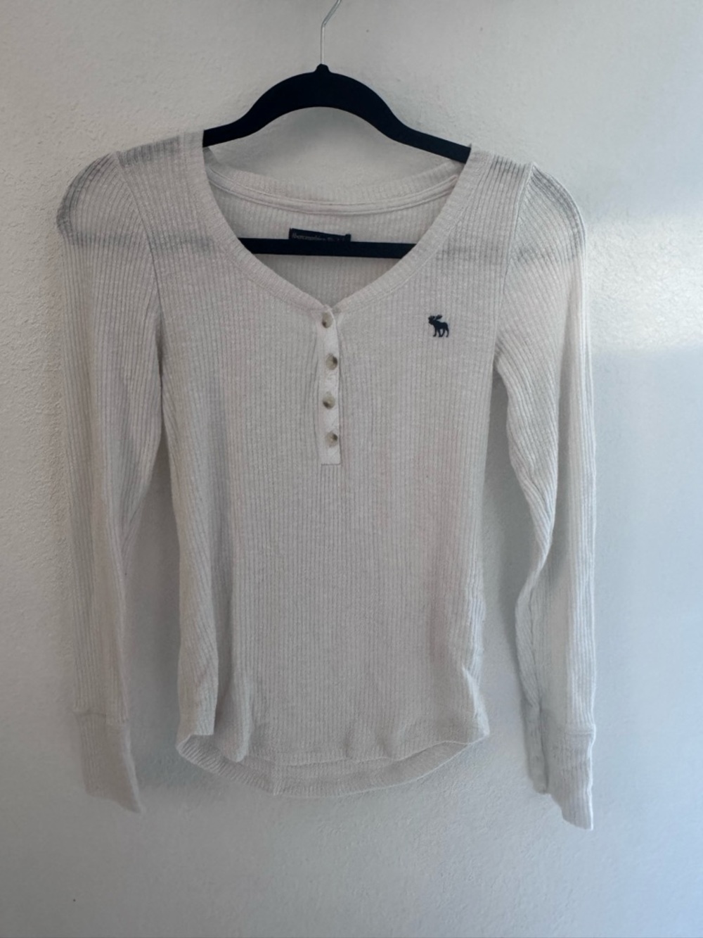 Abercrombie & Fitch White Ribbed Henley Long Sleeve Tee
